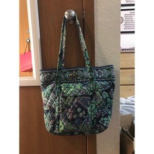 Vera Bradley tote